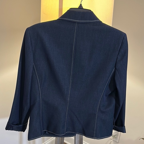 Kasper Women's Navy Blazer - Picture 8 of 16